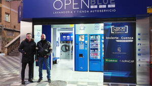 Invierte en Cuenca apoya la nueva gestión e inversión realizada en la lavandería Open Blue de Cuenca