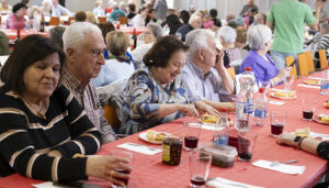 Jueves lardero para estrenar el Carnaval azudense