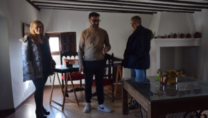 La Fundación Antonio Pérez y el Ayuntamiento de Tarancón estudian las grandes posibilidades de espacio de la Casa Parada como nueva sede