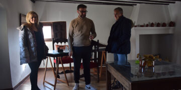 La Fundación Antonio Pérez y el Ayuntamiento de Tarancón estudian las grandes posibilidades de espacio de la Casa Parada como nueva sede