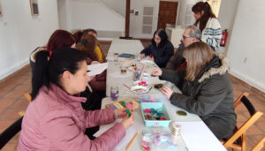 La Fundación Antonio Pérez y la Asociación Pro Salud Mental VIVIR se unen para fomentar la actividad artística de este colectivo