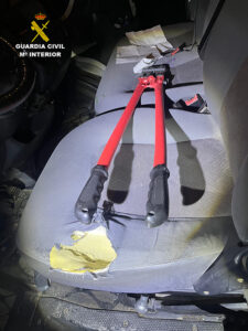 La Guardia Civil detiene a una persona cuando huía tras cometer un robo en un área de servicio de la A-2