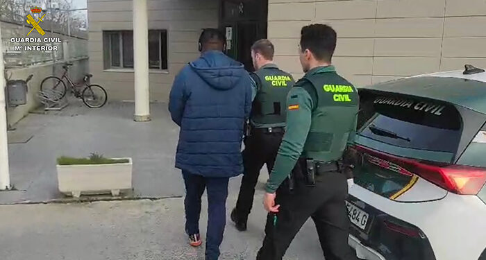 La Guardia Civil detiene a una persona en Azuqueca de Henares por hurto, estafa y falsificación de documento mercantil 1 La Guadia Civil detiene a una persona en Azuqueca de Henares por hurto, estafa y falsificación de documento mercantil