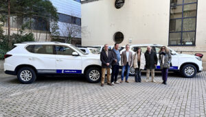 La Junta dota de tres vehículos nuevos a las OCA de Cuenca Belmonte y Motilla del Palancar