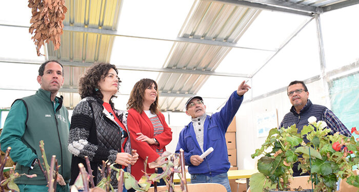 La Junta felicita a ADINA por su labor en favor de las personas con discapacidad de La Mancha conquense