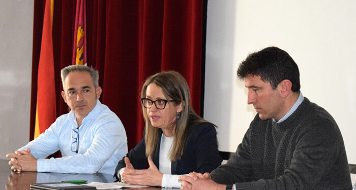 La Junta ofrece formación a agricultores y ganaderos sobre el Cuaderno de Campo Digital y el Registro de Explotaciones Agrícolas 1 La Junta ofrece formación a agricultores y ganaderos sobre el Cuaderno de Campo Digital y el Registro de Explotaciones Agrícolas