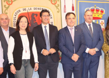 La Junta renovará su apoyo a Fenavin para impulsar la calidad, el valor añadido y la internacionalización de los vinos de la región