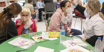 La planta pediátrica del Hospital de Guadalajara se sumerge en Venecia con motivo del carnaval