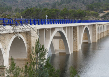 La rehabilitación del viaducto de Entrepeñas mejora la seguridad vial y alarga su vida útil