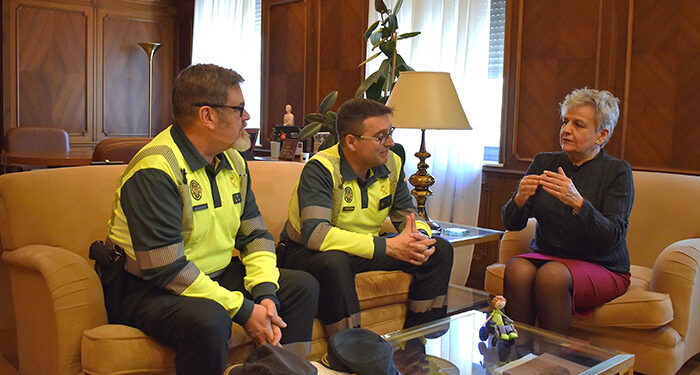 La subdelegada del Gobierno en Cuenca recibe al nuevo jefe del Sector de Tráfico de la Guardia Civil en Castilla-La Mancha