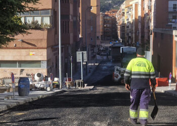 Las obras de La Paz avanzan hacia su finalización con el asfaltado y preparación de adoquinado e instalación de elementos