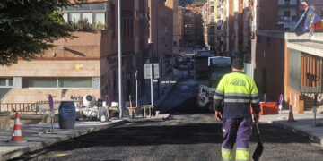 Las obras de La Paz avanzan hacia su finalización con el asfaltado y preparación de adoquinado e instalación de elementos