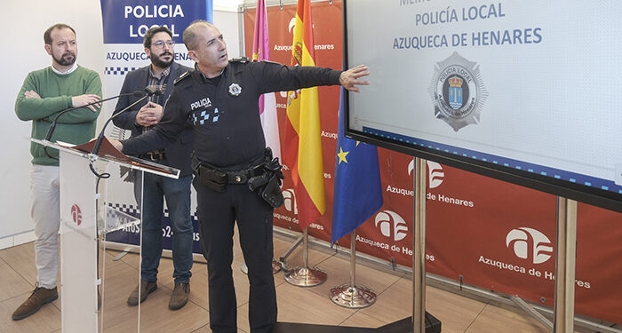 La Policía Local de Azuqueca atendió más de 7.000 avisos a través del teléfono de emergencias 112 1 La Policía Local de Azuqueca atendió más de 7.000 avisos a través del teléfono de emergencias 112