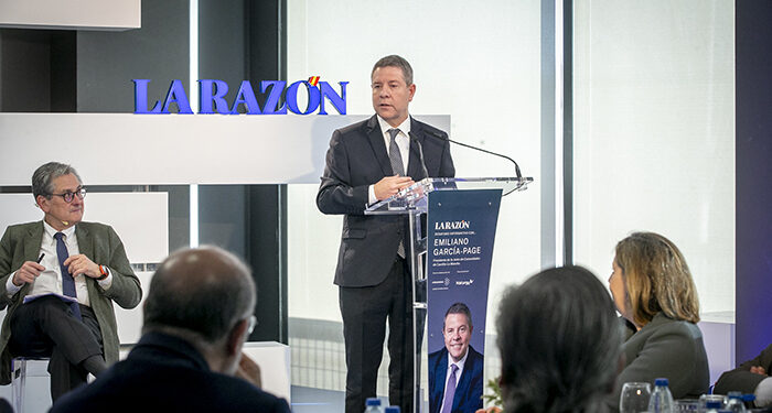 Page propone un índice de actuaciones y acuerdos para aplicar en la política nacional