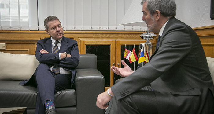 Page valora la “sana cooperación autonómica” que permite “hacer más grande al país en términos de eficacia” 1 Page valora la “sana cooperación autonómica” que permite “hacer más grande al país en términos de eficacia”