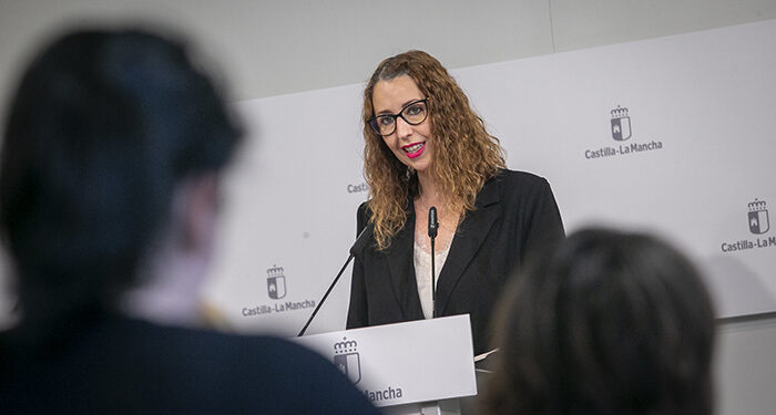 La Junta concede el IX Premio Internacional a la Igualdad de Género ‘Luisa de Medrano’ a la cineasta Icíar Bollaín y a Cruz Roja 1 Sara Simón