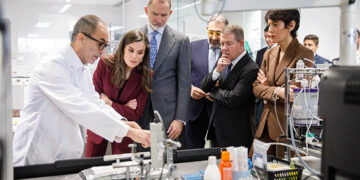 Sus Majestades los Reyes de España visitan el Hospital Nacional de Parapléjicos, centro referente en tratamiento e investigación en lesión medular
