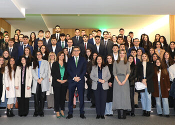 Un total de 101 estudiantes universitarios comienzan sus prácticas en Eurocaja Rural