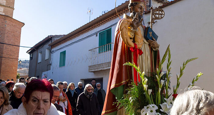 Valdenoches e Iriépal celebran con devoción y tradición la fiesta de San Blas
