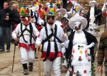 Carnavales de Guadalajara: Vaquillones, Diablos, Mascaritas, Botargas, el tío Alhiguí…