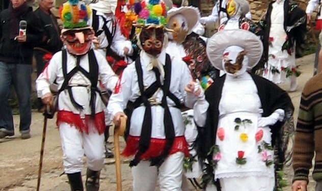 Carnavales de Guadalajara: Vaquillones, Diablos, Mascaritas, Botargas, el tío Alhiguí… 1 carnavales almiruete 019 002