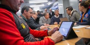 Page prioriza la atención a las familias desalojadas por la crecida de los caudales y subraya la eficiente “coordinación entre Administraciones”