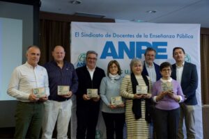 ANPE Cuenca premia la innovación y homenajea a los nuevos maestros funcionarios de carrera y a los docentes jubilados