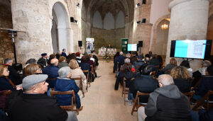 Brihuega clausura con éxito las III Jornadas de Investigación sobre la Guerra Civil a falta del itinerario por el campo del 5 de abril