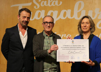 Carlos Cánovas, recoge el premio ‘Santiago Bernal’ a su trayectoria fotográfica