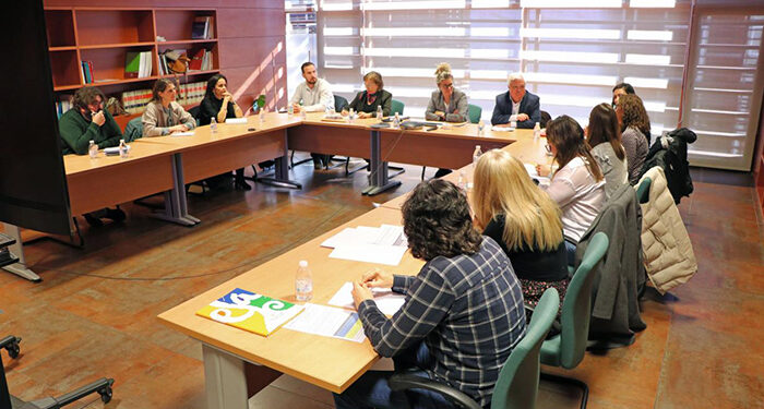 Castilla-La Mancha avanza en la Estrategia Regional para la Promoción de Hábitos de Vida Saludables 1 Castilla-La Mancha avanza en la Estrategia Regional para la Promoción de Hábitos de Vida Saludables