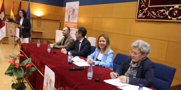 Castilla-La Mancha, diez años de compromiso institucional y profesional con la prevención del cáncer colorrectal