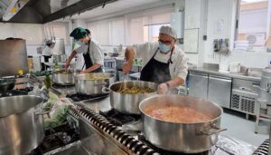 “Comida sobre Ruedas” hace balance de 2024, con más de 2.500 menús servidos en Cabanillas del Campo