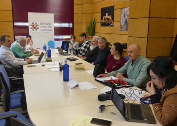 Constituida la mesa de negociación del convenio colectivo del comercio de Cuenca