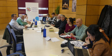 Constituida la mesa de negociación del convenio colectivo del comercio de Cuenca