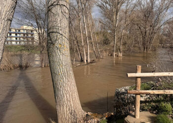El Ayuntamiento de Cuenca recomienda precaución ante el aumento del caudal del río Júcar