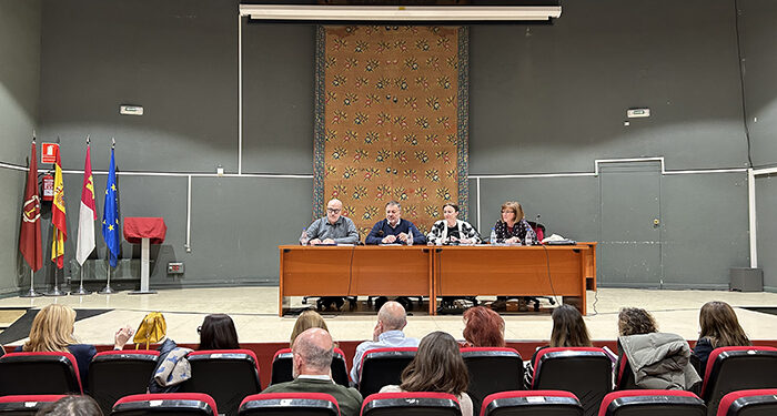 El Consejo Municipal de Igualdad de Cuenca homenajea a Julia Cuenca, Leonor Culebras, Aída López, las hermanas García de Exclusivas Tinín, Iana Pidluzhna y Laura Benedicto