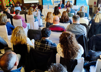 El Consejo Sindical de ANPE aborda las mejoras que se recogerán en el segundo bloque del acuerdo firmado con la Consejería de Educación 6 El Consejo Sindical de ANPE aborda las mejoras que se recogerán en el segundo bloque del acuerdo firmado con la Consejería de Educación