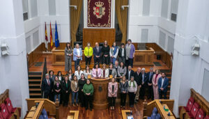 El Gobierno regional emplaza a “frenar” en los parlamentos “la ola populista que atenta contra la igualdad” con diálogo “sosegado y principios”