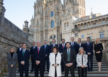 El Grupo de Ciudades Patrimonio aboga por impulsar la promoción internacional en su Asamblea en Santiago de Compostela, en la que ha participado Dolz