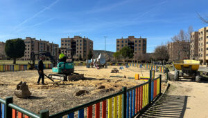 En marcha las obras para la instalación de la nueva área infantil de Las Cañadillas