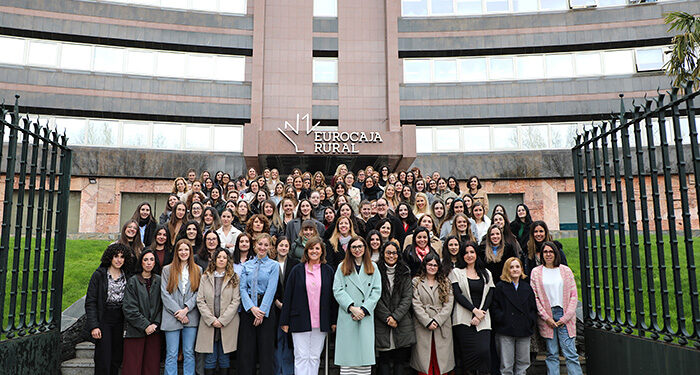 Eurocaja Rural reafirma su compromiso con la igualdad y el liderazgo femenino 1 Eurocaja Rural reafirma su compromiso con la igualdad y el liderazgo femenino