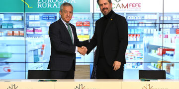 Eurocaja Rural y FEFCAM sellan una alianza financiera de 100 millones para impulsar la farmacia regional