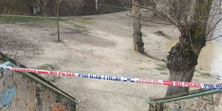 Cerrados los accesos al río Júcar en la zona de El Sargal por el aumento del caudal