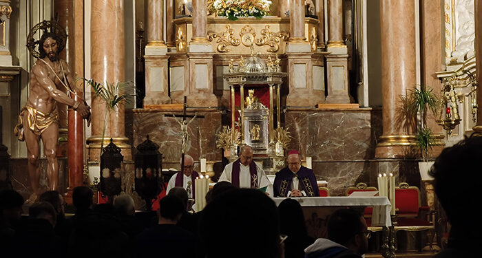 La borrasca Jana amarró el Vía Crucis