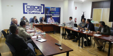 Invierte en Cuenca mantiene una reunión con el grupo DIZMA ZUPER BOP PACK para atraerles a la provincia