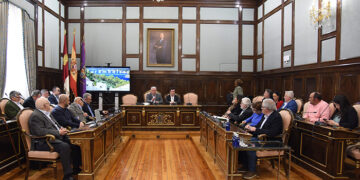 José Luis Vega recibe en la Diputación a la comisión ejecutiva de FEMEMBALSES