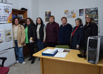 La Diputación de Cuenca dona un ordenador a la Asociación Hispano Rumana para que puedan seguir trabajando por este colectivo
