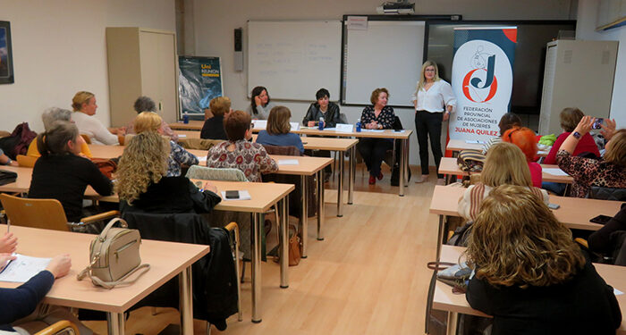 La Federación de Asociaciones de Mujeres Juana Quilez de Guadalajara supera las 3.000 asociadas 1 La Federación de Asociaciones de Mujeres Juana Quilez de Guadalajara supera las 3.000 asociadas