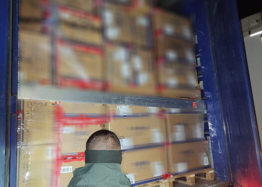 La Guardia Civil de Guadalajara frustra el robo de la mercancía de un camión estacionado en un área de servicio de la A-2