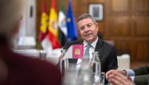 La Junta estudia un recurso ante el Constitucional para que el reparto del impuesto a la banca entre las comunidades no se haga en función del PIB